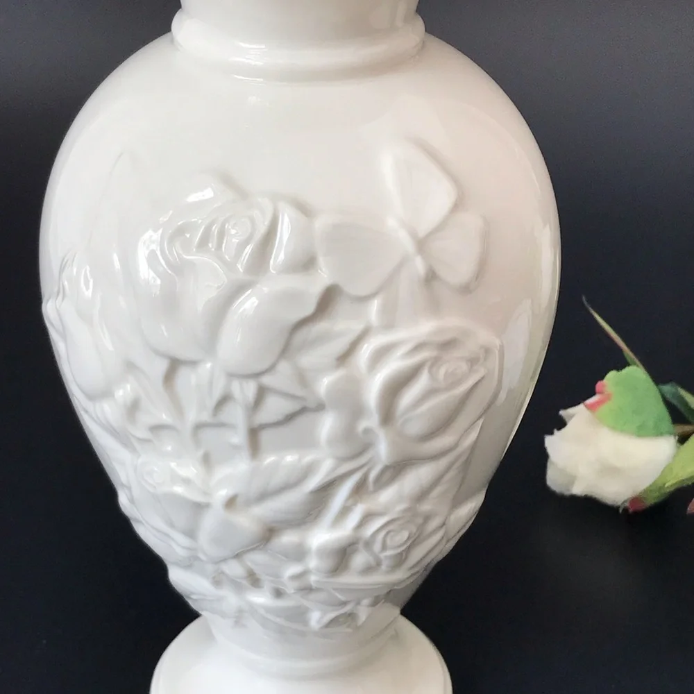Lenox Classic Rose Medley Vase